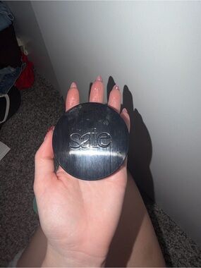 Saie Compact Powder Case in Black